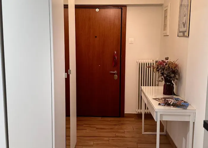 Modern Apartment In Athens